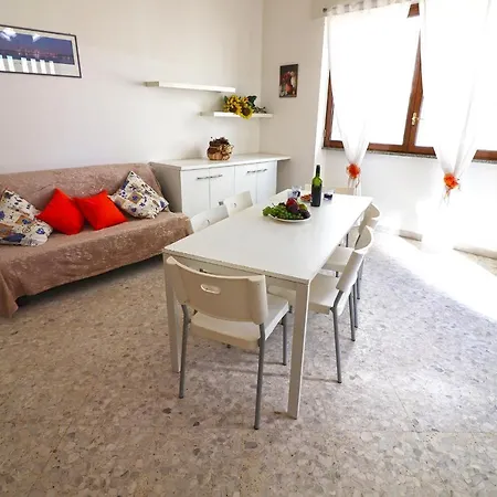 דירה Casa Vacanze Diana A *